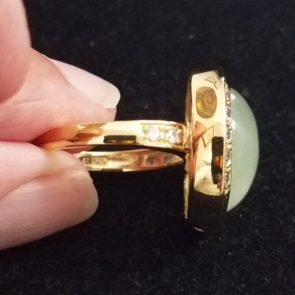 Marley Simon Prehnite with Accents - Picture 3 of 6